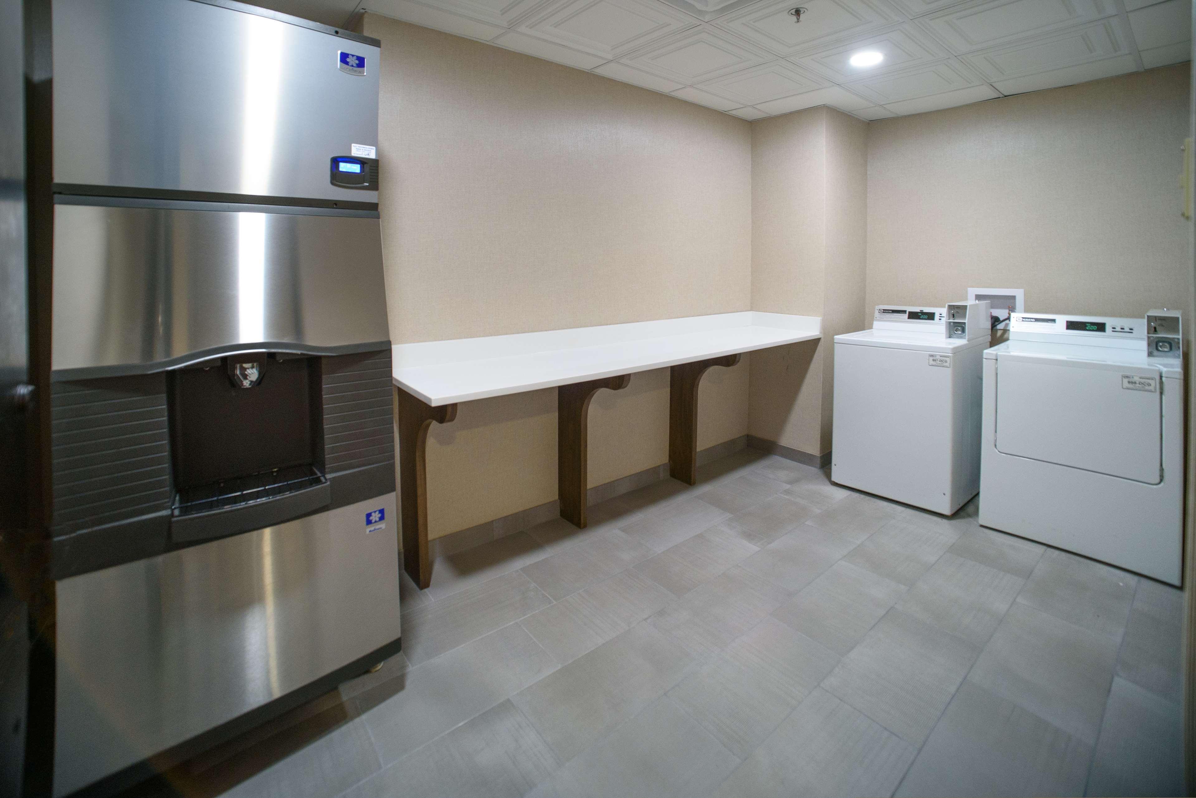 Hampton Inn Fayetteville Εξωτερικό φωτογραφία