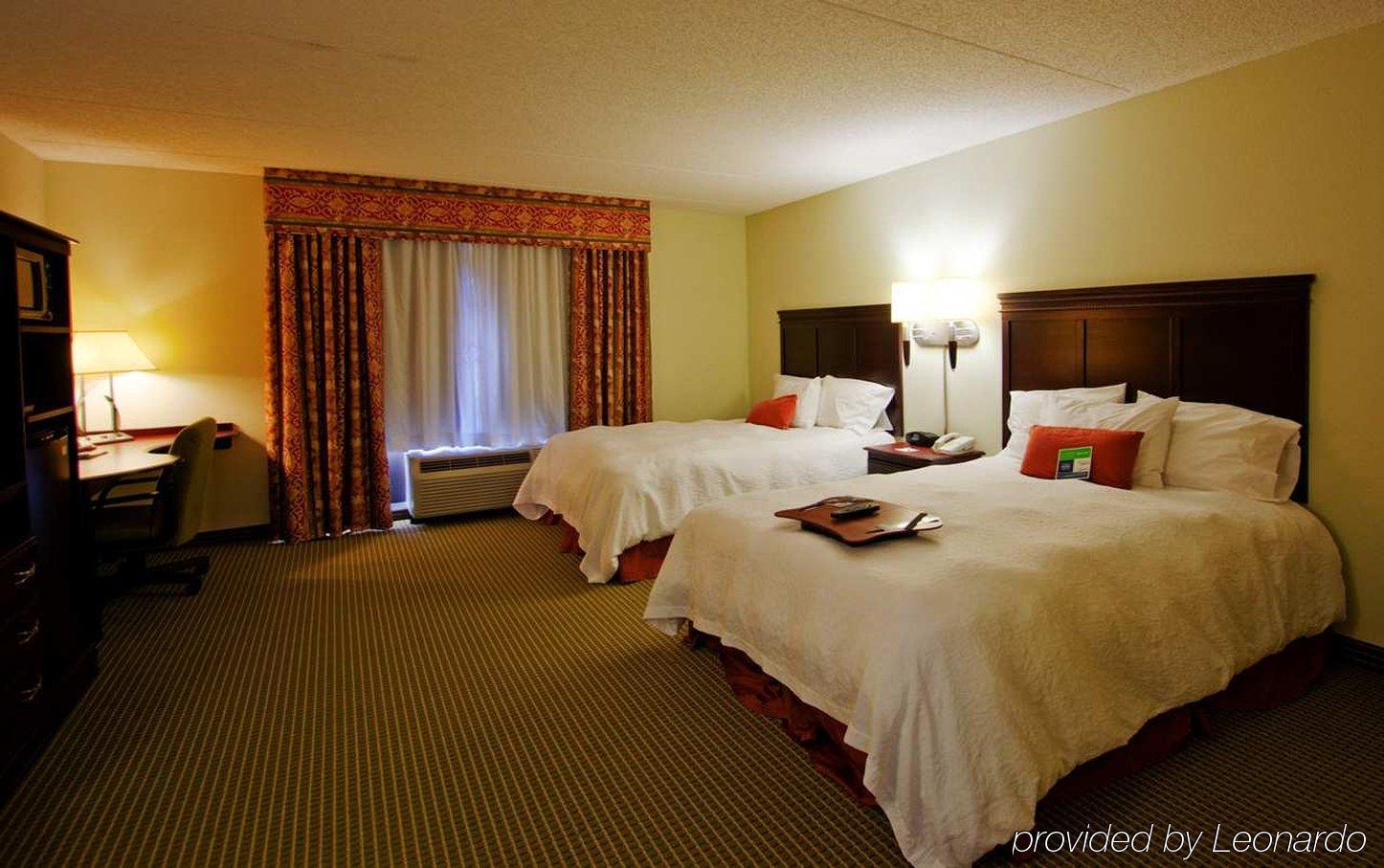 Hampton Inn Fayetteville Δωμάτιο φωτογραφία