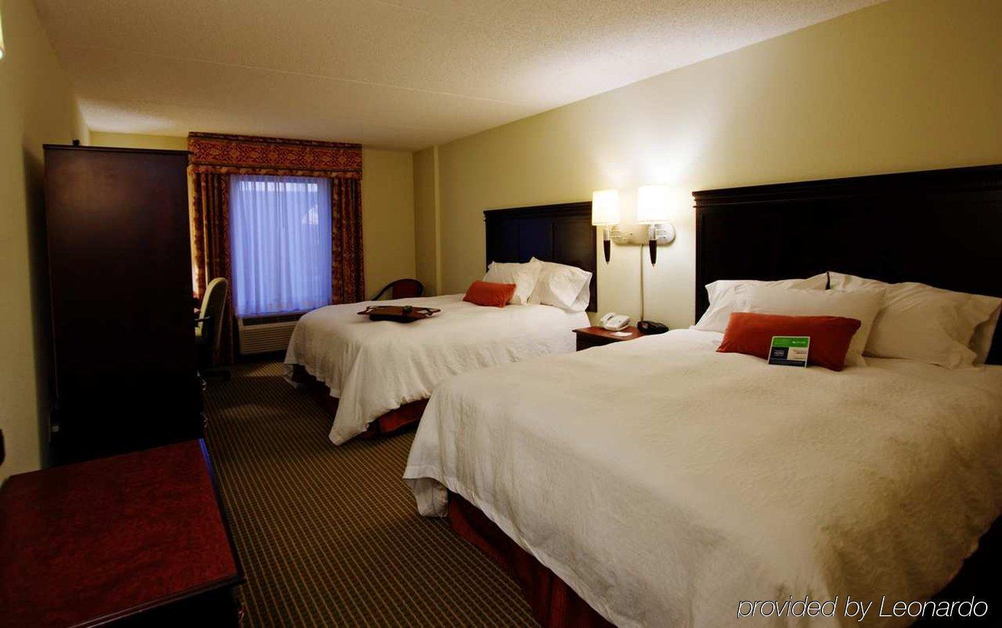 Hampton Inn Fayetteville Δωμάτιο φωτογραφία