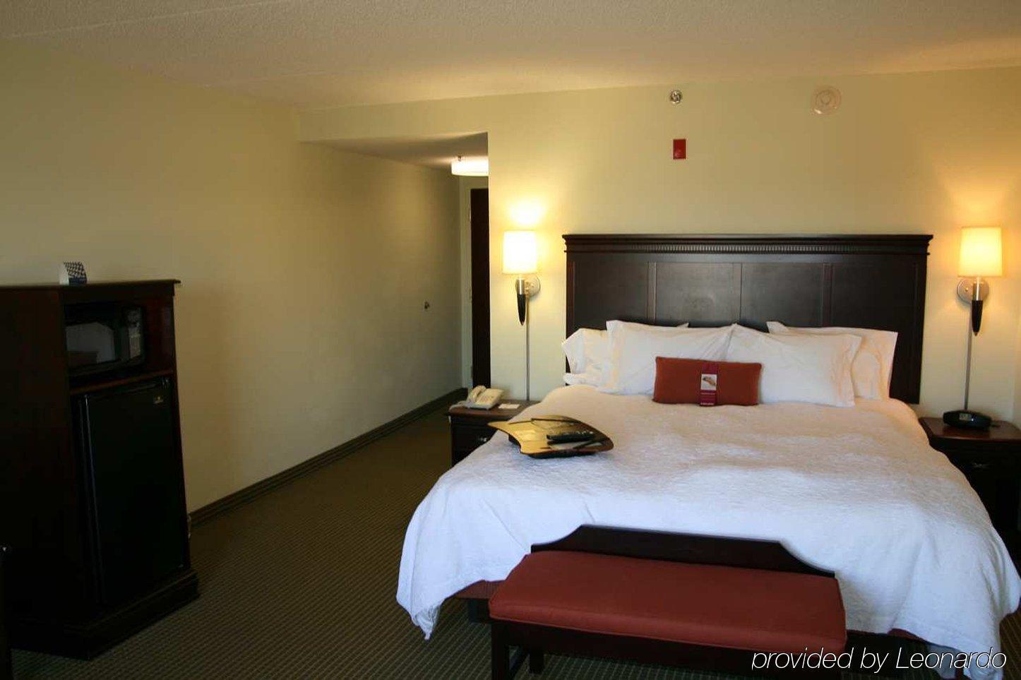 Hampton Inn Fayetteville Δωμάτιο φωτογραφία