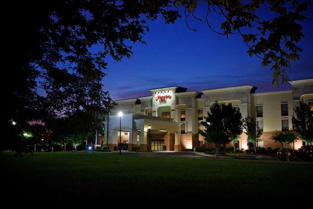 Hampton Inn Fayetteville Εξωτερικό φωτογραφία