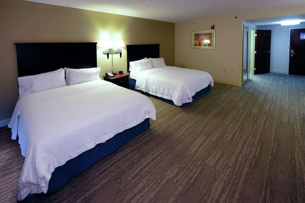 Hampton Inn Fayetteville Δωμάτιο φωτογραφία